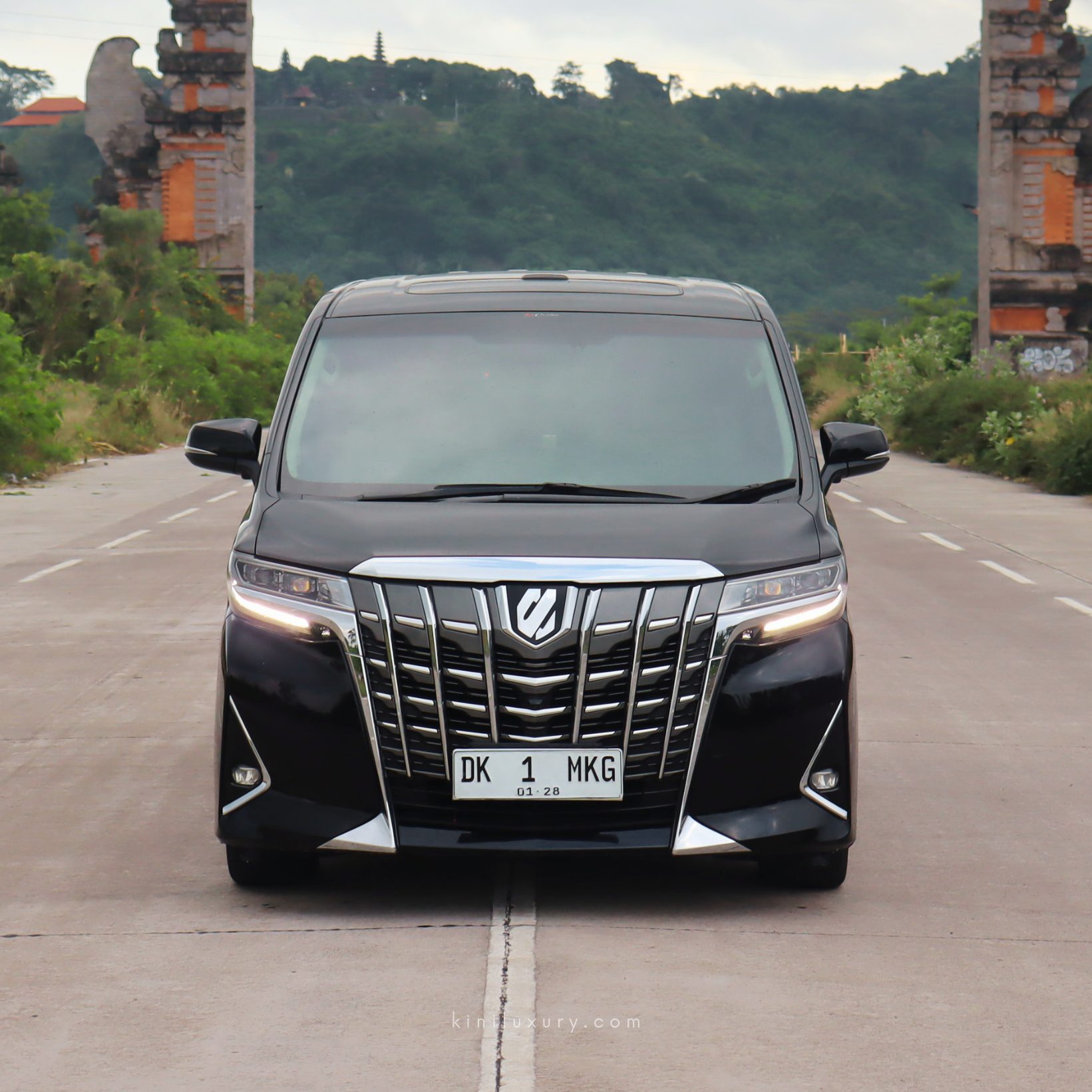 Toyota Alphard Facelift — 1